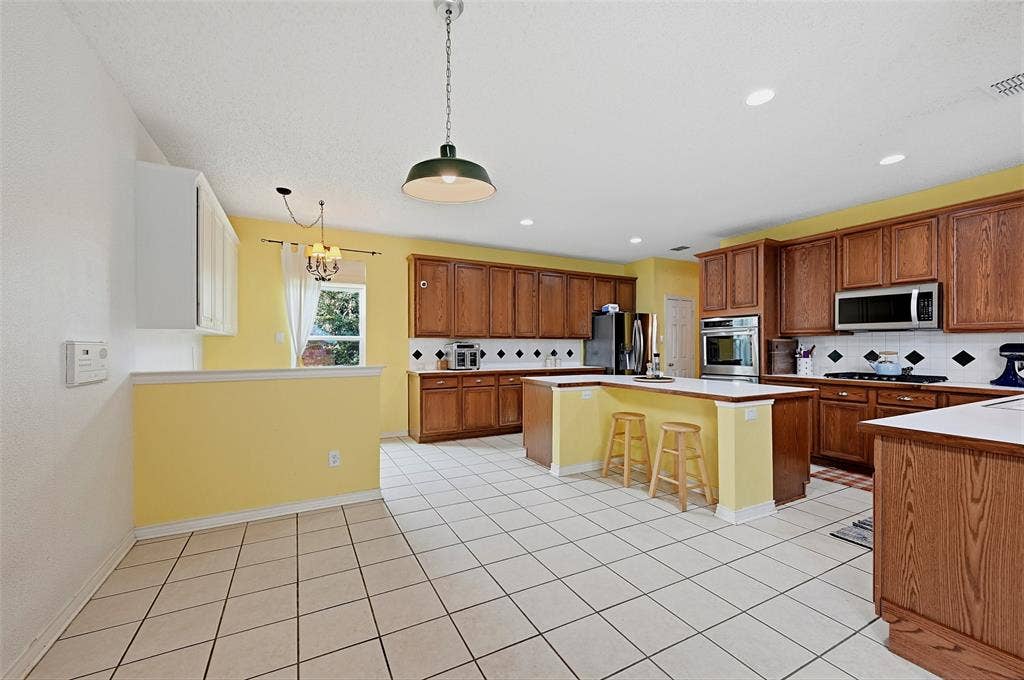 8108 Spring Valley Lane, Plano, TX 75025