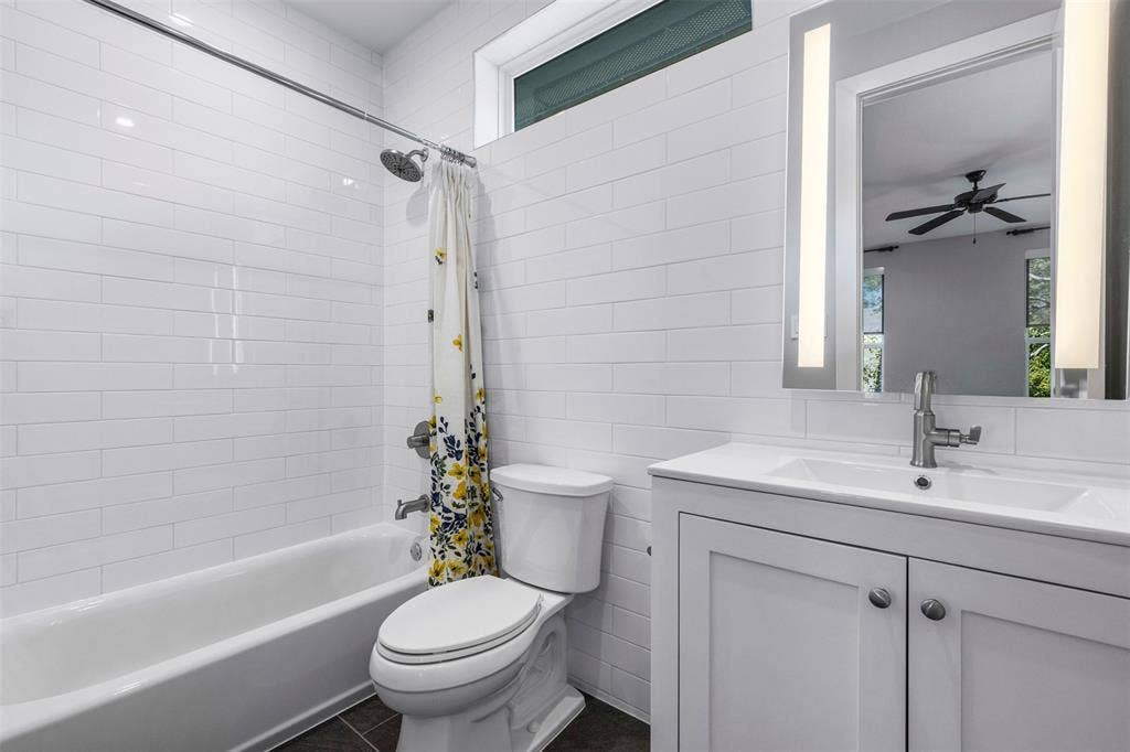 1211 Woodlawn Avenue, Dallas, TX 75208 1211 Woodlawn Avenue, Dallas, TX 75208