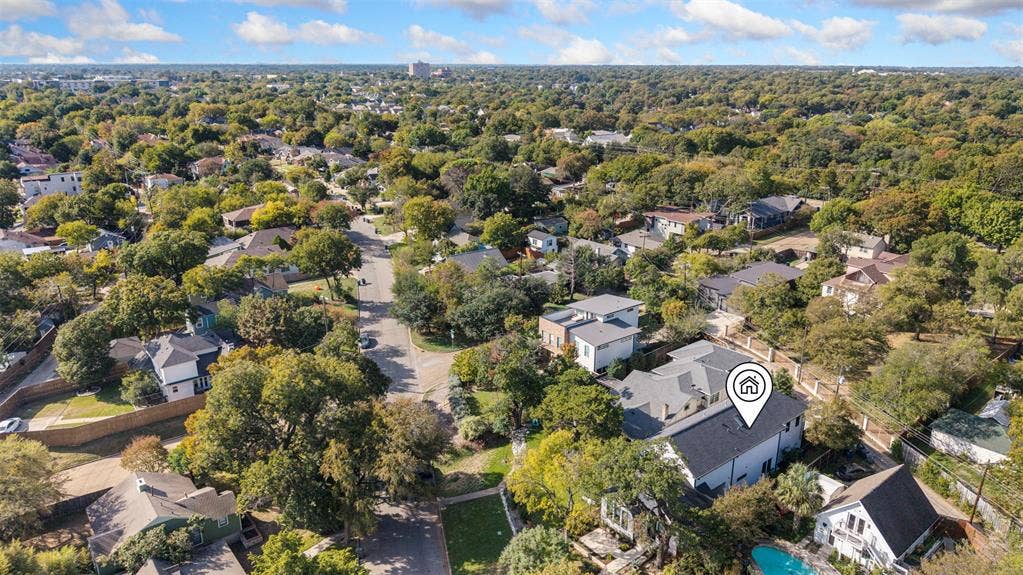 1211 Woodlawn Avenue, Dallas, TX 75208 1211 Woodlawn Avenue, Dallas, TX 75208