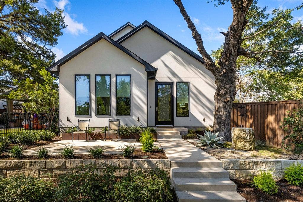 1211 Woodlawn Avenue, Dallas, TX 75208 1211 Woodlawn Avenue, Dallas, TX 75208