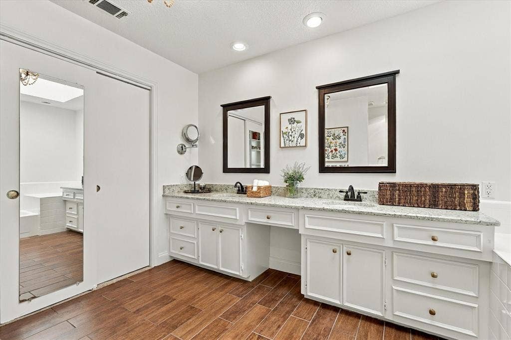 2909 Province Place, Plano, TX 75075 2909 Province Place, Plano, TX 75075