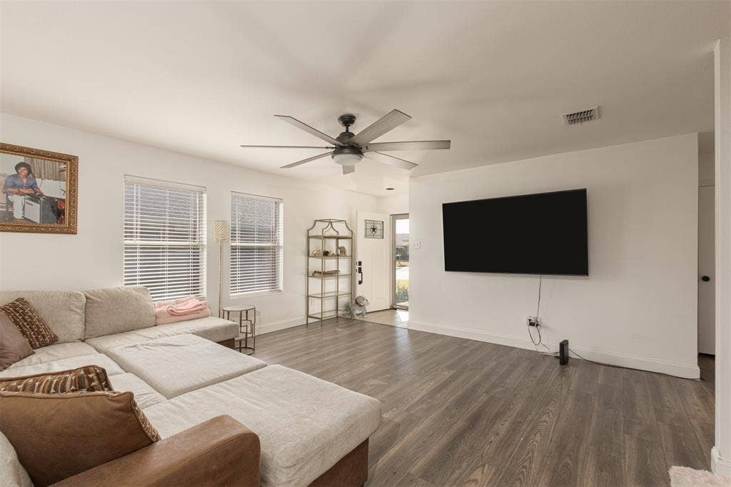 2704 Spencer Circle, Royse City, TX 75189 2704 Spencer Circle, Royse City, TX 75189