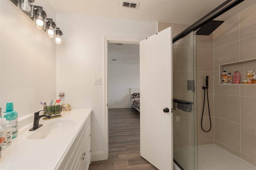 2704 Spencer Circle, Royse City, TX 75189 2704 Spencer Circle, Royse City, TX 75189