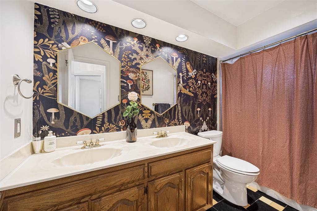 9140 Sweetwater Drive, Dallas, TX 75228