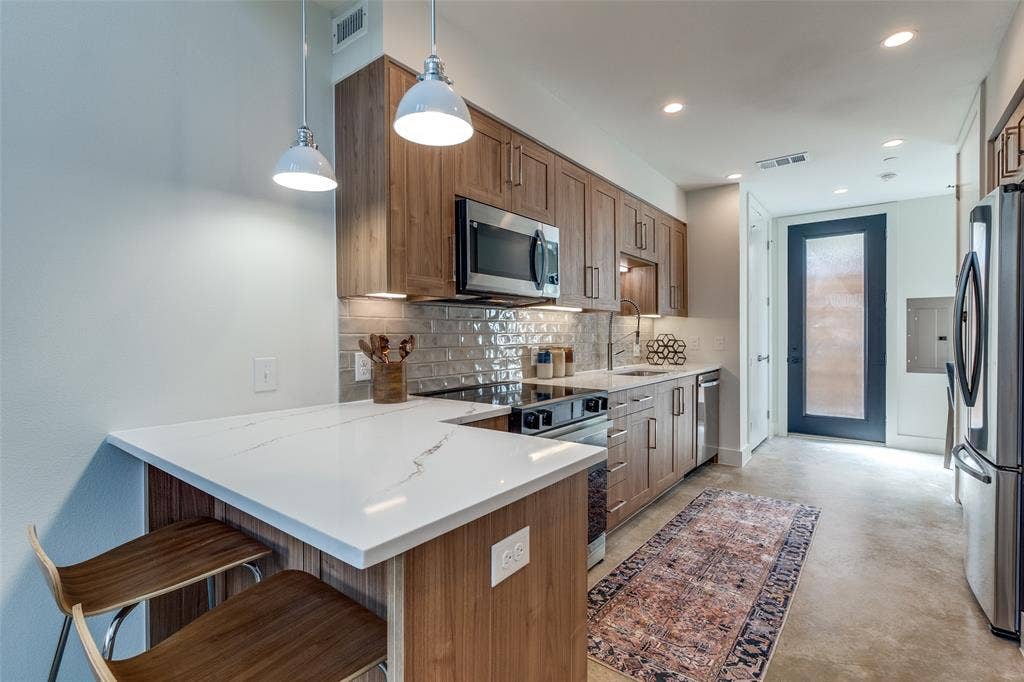4918 Bryan Street, #104, Dallas, TX 75206