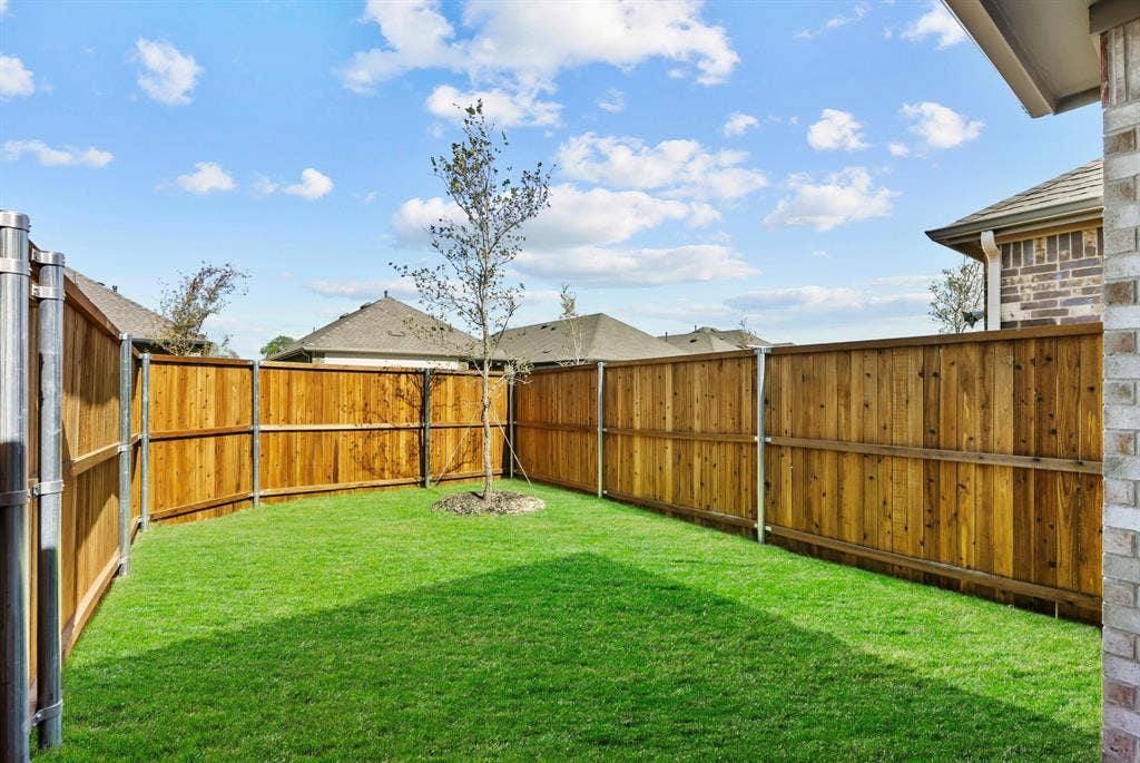 2537 Pikes Peak Way, Celina, TX 75009