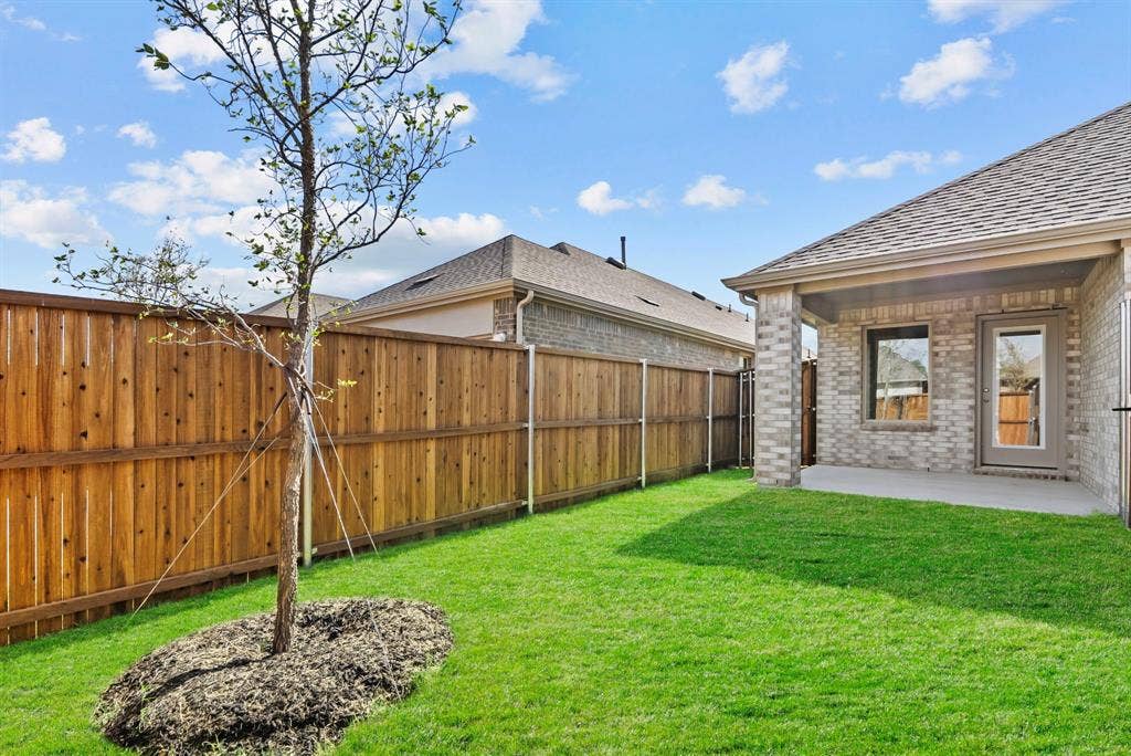2537 Pikes Peak Way, Celina, TX 75009