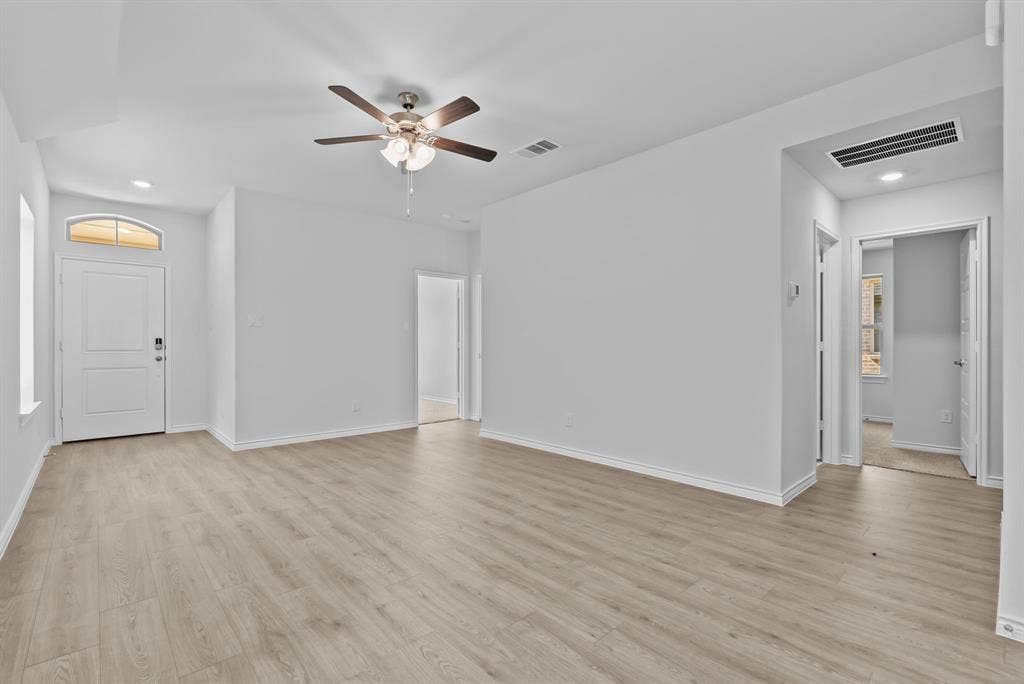 2537 Pikes Peak Way, Celina, TX 75009