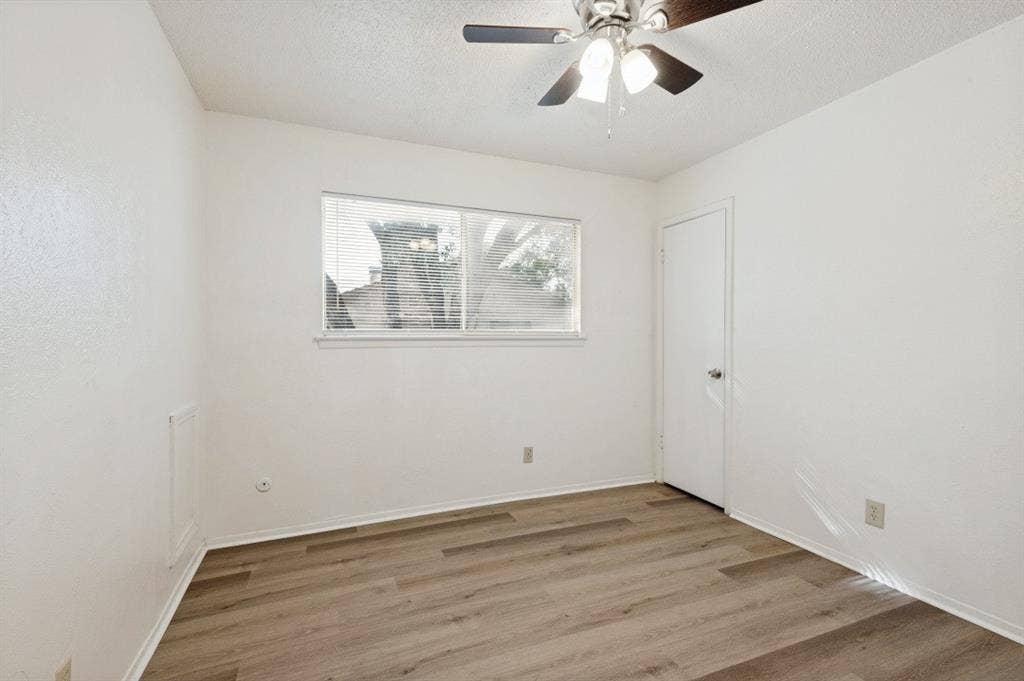220 Brownwood Court, #222, Irving, TX 75060 220 Brownwood Court, #222, Irving, TX 75060