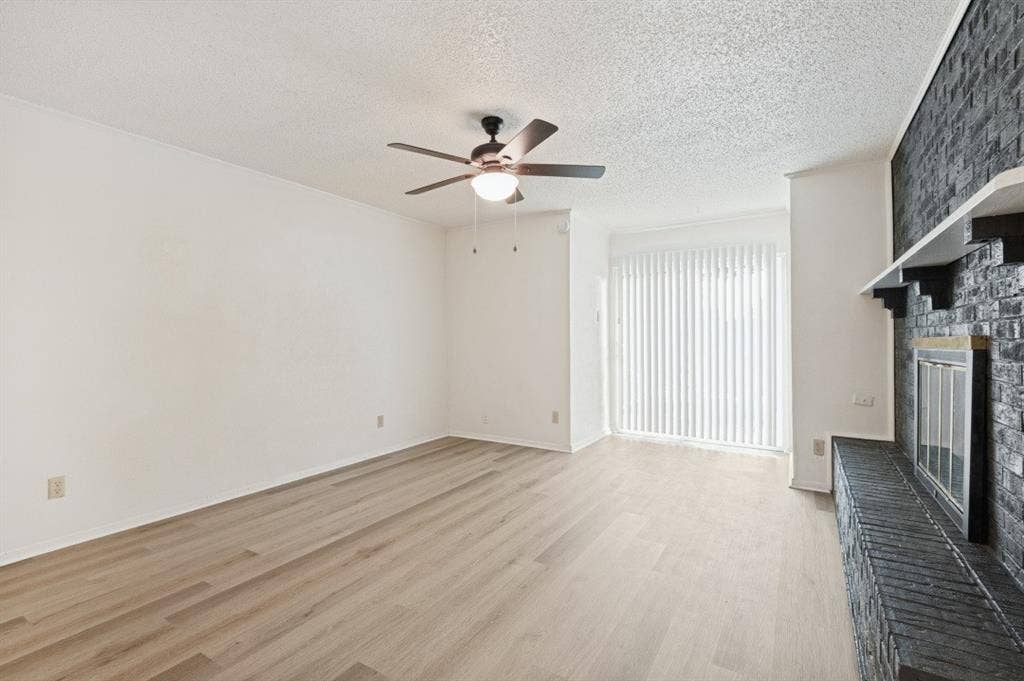 220 Brownwood Court, #222, Irving, TX 75060 220 Brownwood Court, #222, Irving, TX 75060
