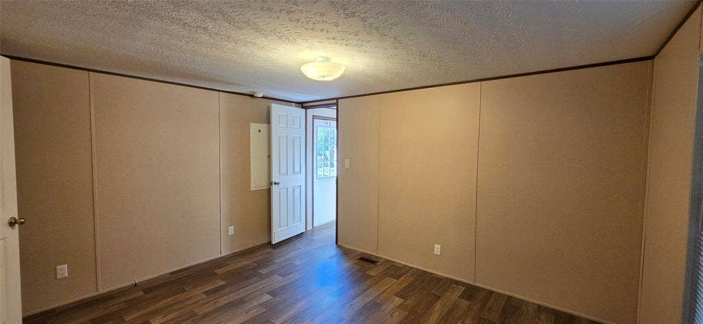 1001 Hemlock Drive, West Tawakoni, TX 75474