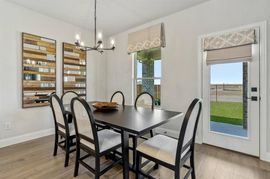 950 Reeves Drive, DeSoto, TX 75115 Willow