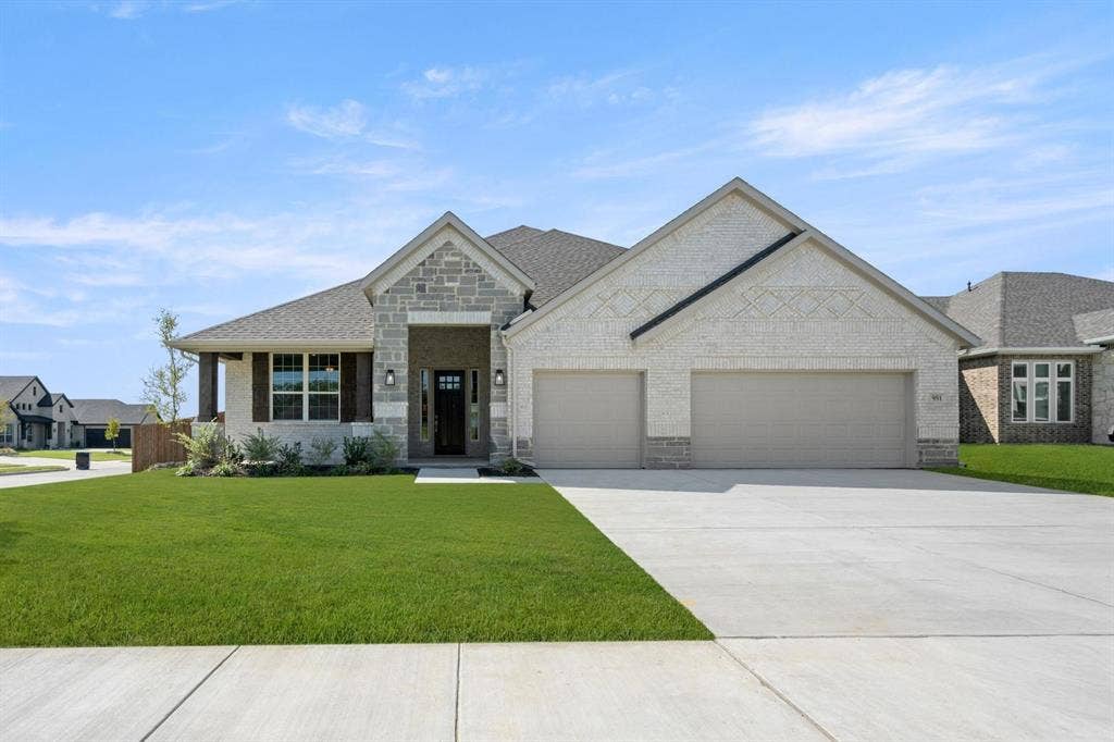970 Richard Pittmon Drive, DeSoto, TX 75115 Garner