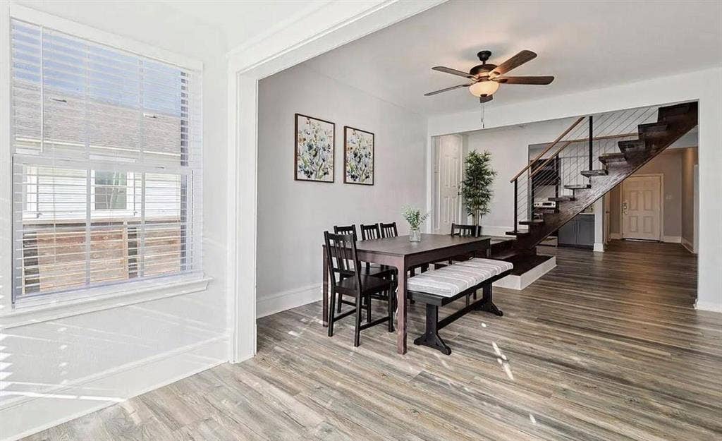 702 N Edgefield Avenue, Dallas, TX 75208