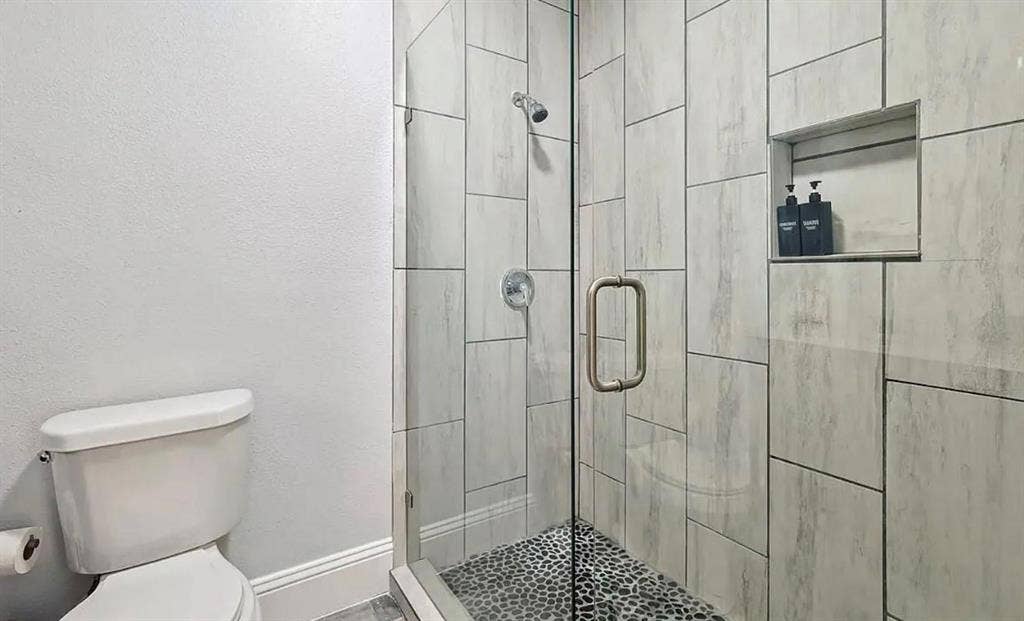 702 N Edgefield Avenue, Dallas, TX 75208