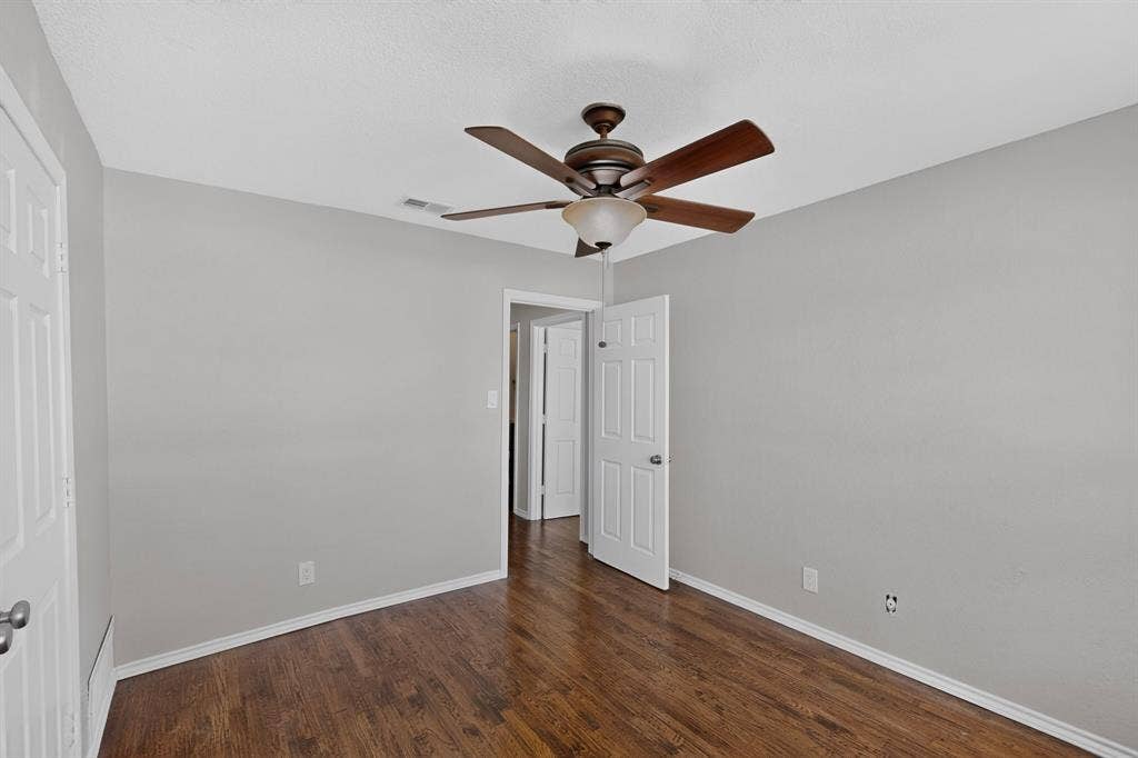 2413 Club Meadow Drive, Garland, TX 75041 2413 Club Meadow Drive, Garland, TX 75041