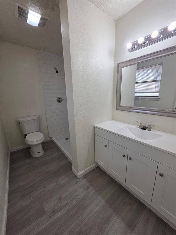 521 E Jay Court, DeSoto, TX 75115 521 E Jay Court, DeSoto, TX 75115
