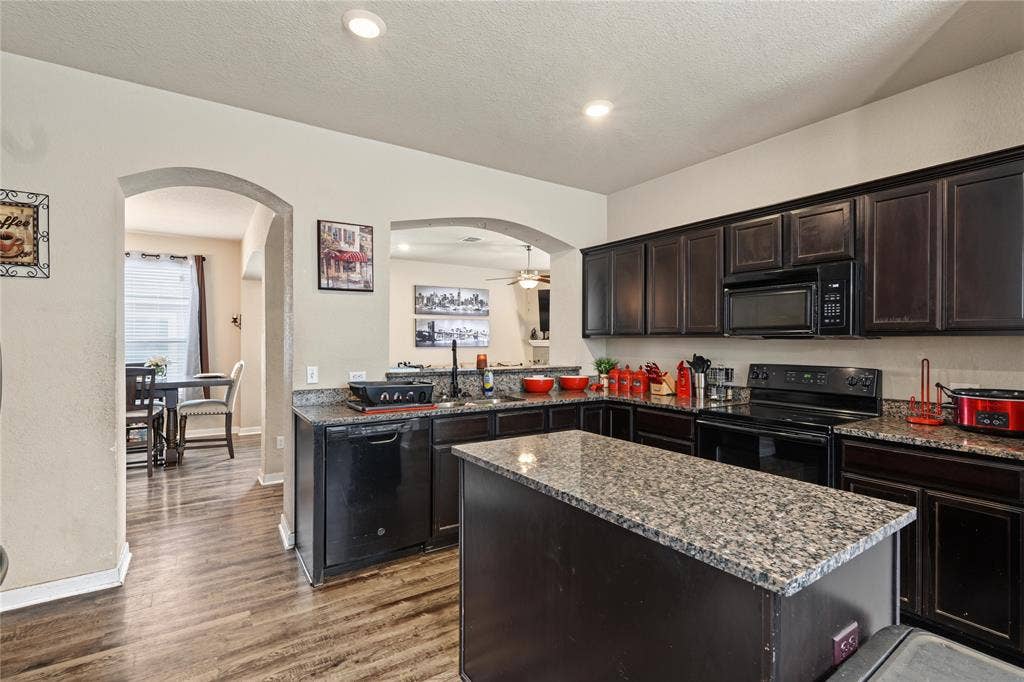10620 Langham Drive, Waco, TX 76708