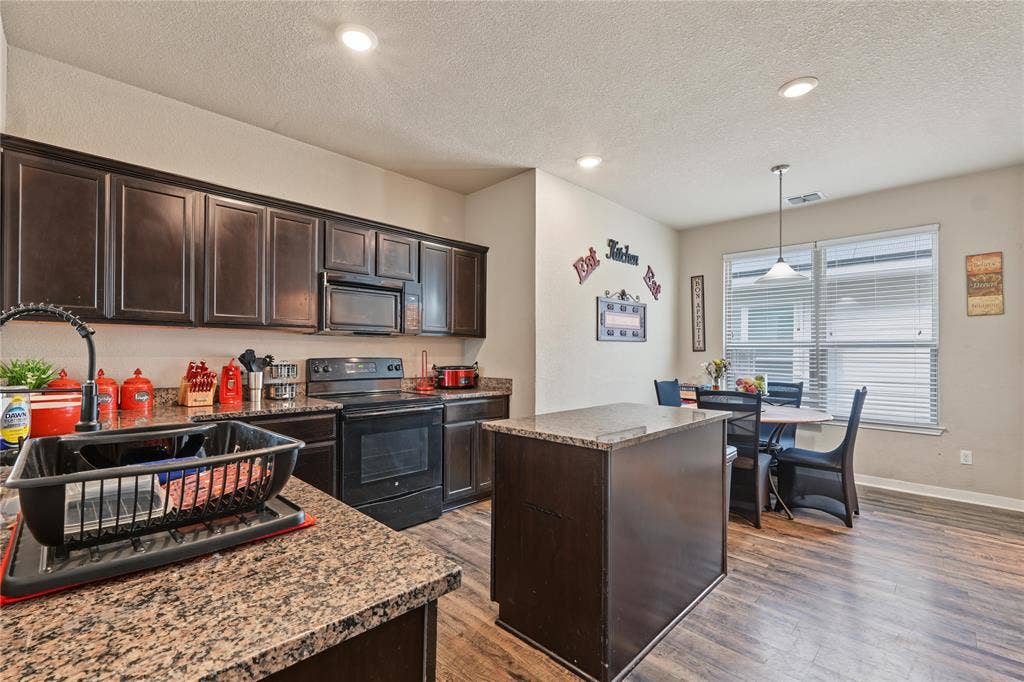 10620 Langham Drive, Waco, TX 76708