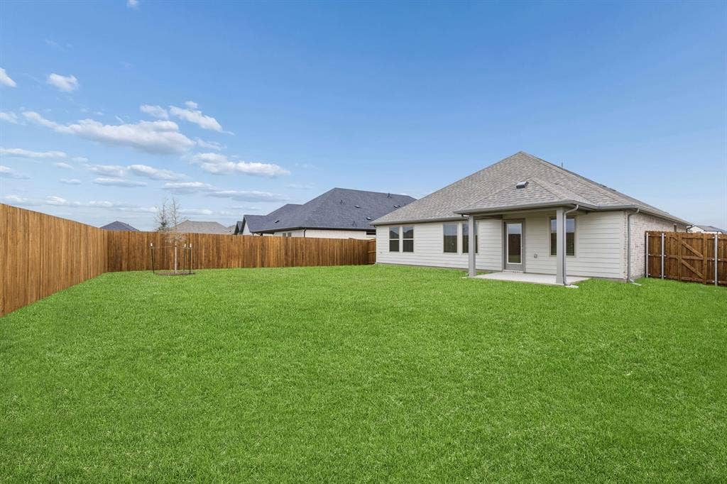120 Whitlow Drive, Princeton, TX 75071 Covered Patio in the Emmy II home plan - REPRESENTATIVE PHOTO