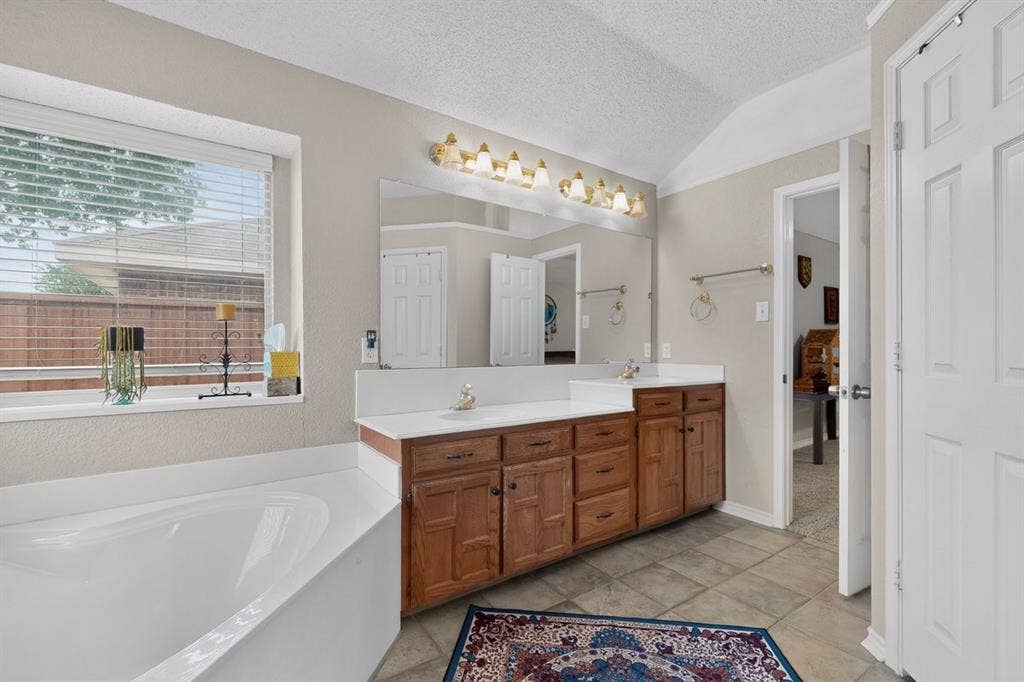 2605 Buck Drive, Mesquite, TX 75181