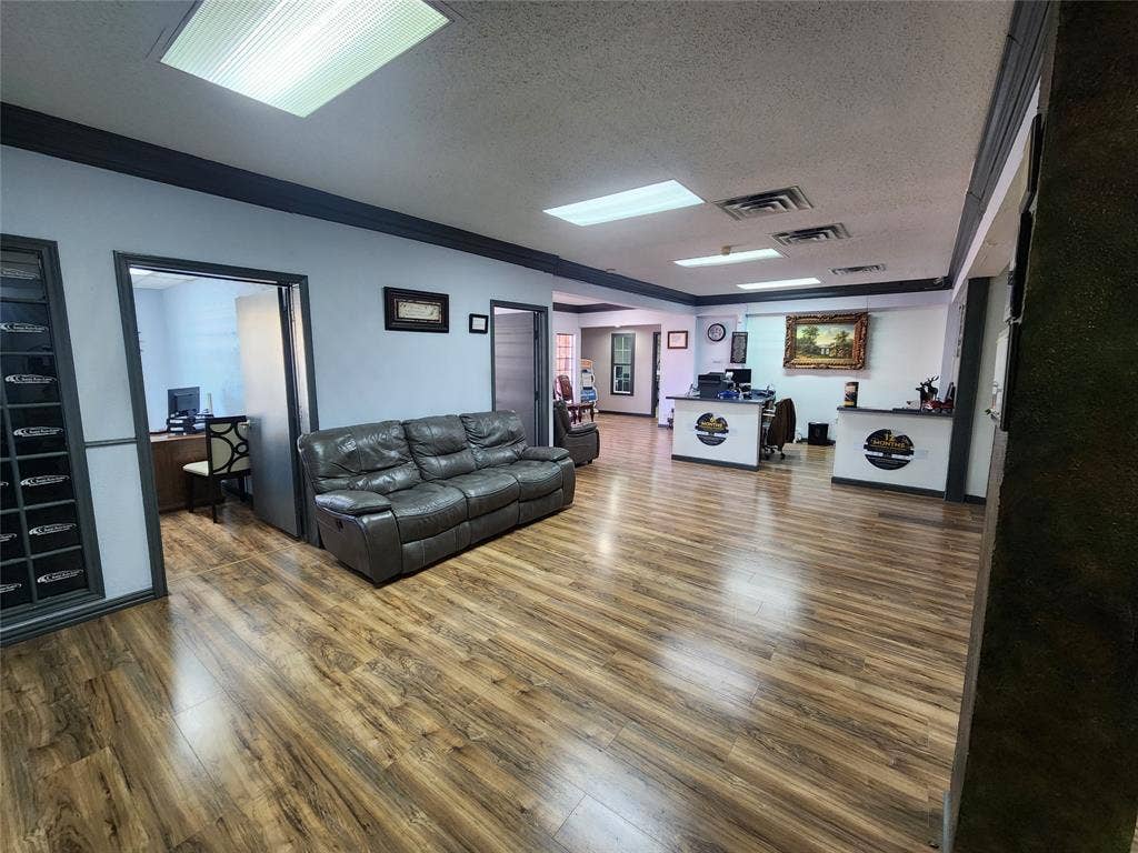 3400 14th Street, Plano, TX 75074