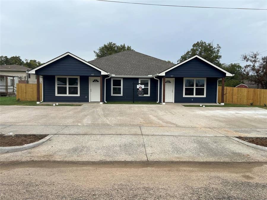 Property photo for 405 West Elm Street, Stephenville, TX