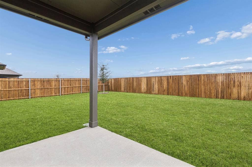 710 River Ridge Drive, McKinney, TX 75071 Covered Patio in the Winters home plan – REPRESENTATIVE PHOTO