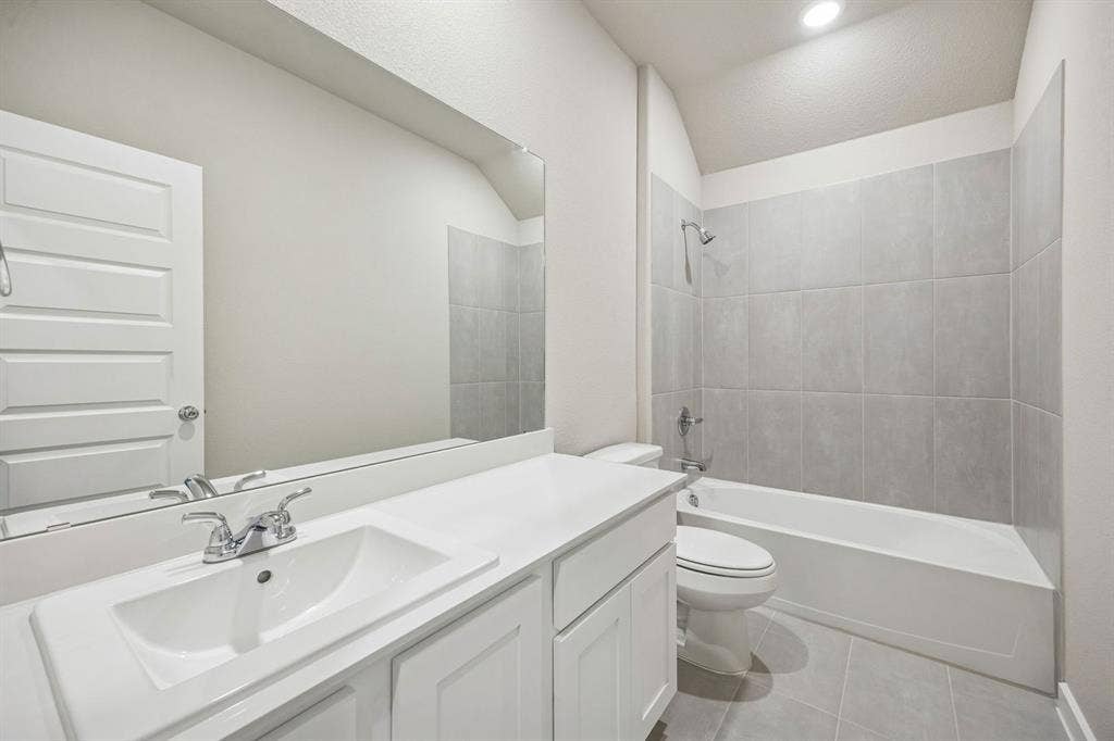 Bathroom in the Wimbledon home plan – REPRESENTATIVE PHOTO