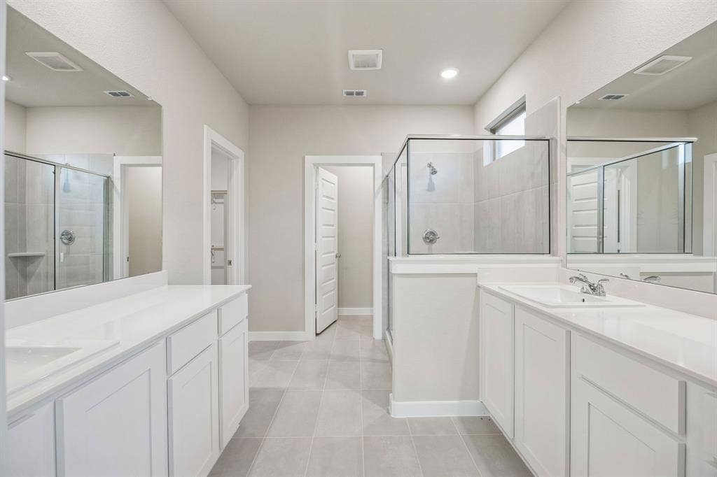 Primary Bathroom in the Wimbledon home plan – REPRESENTATIVE PHOTO