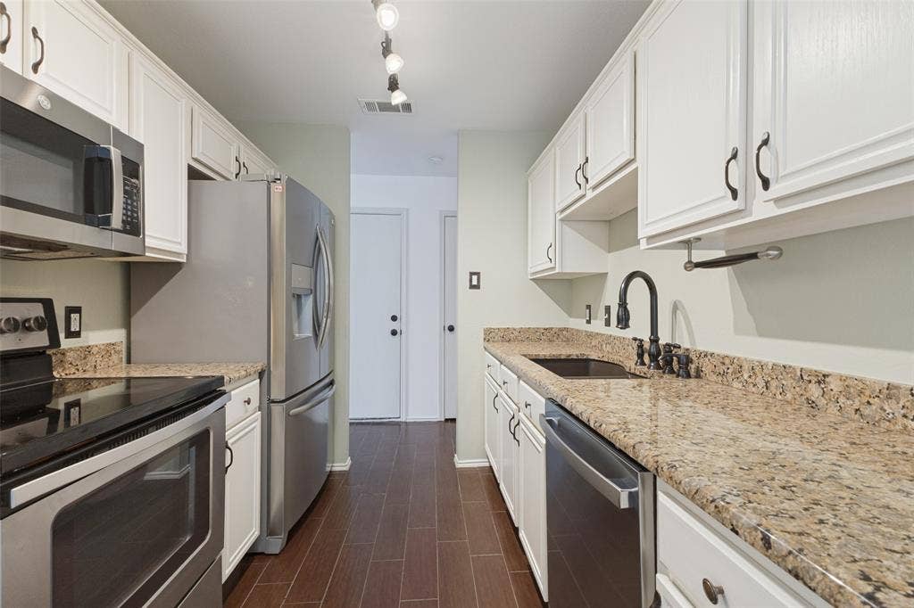 800 Cooper Lane, Royse City, TX 75189 800 Cooper Lane, Royse City, TX 75189