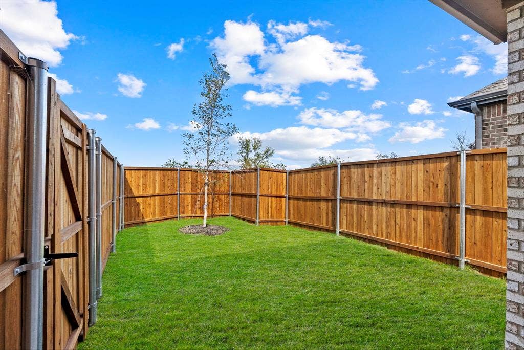 2509 Fairweather Drive, Celina, TX 75009 2509 Fairweather Drive, Celina, TX 75009