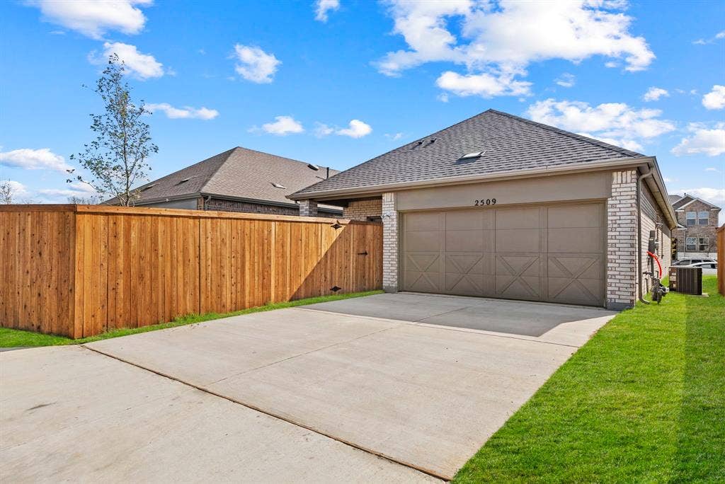 2509 Fairweather Drive, Celina, TX 75009 2509 Fairweather Drive, Celina, TX 75009