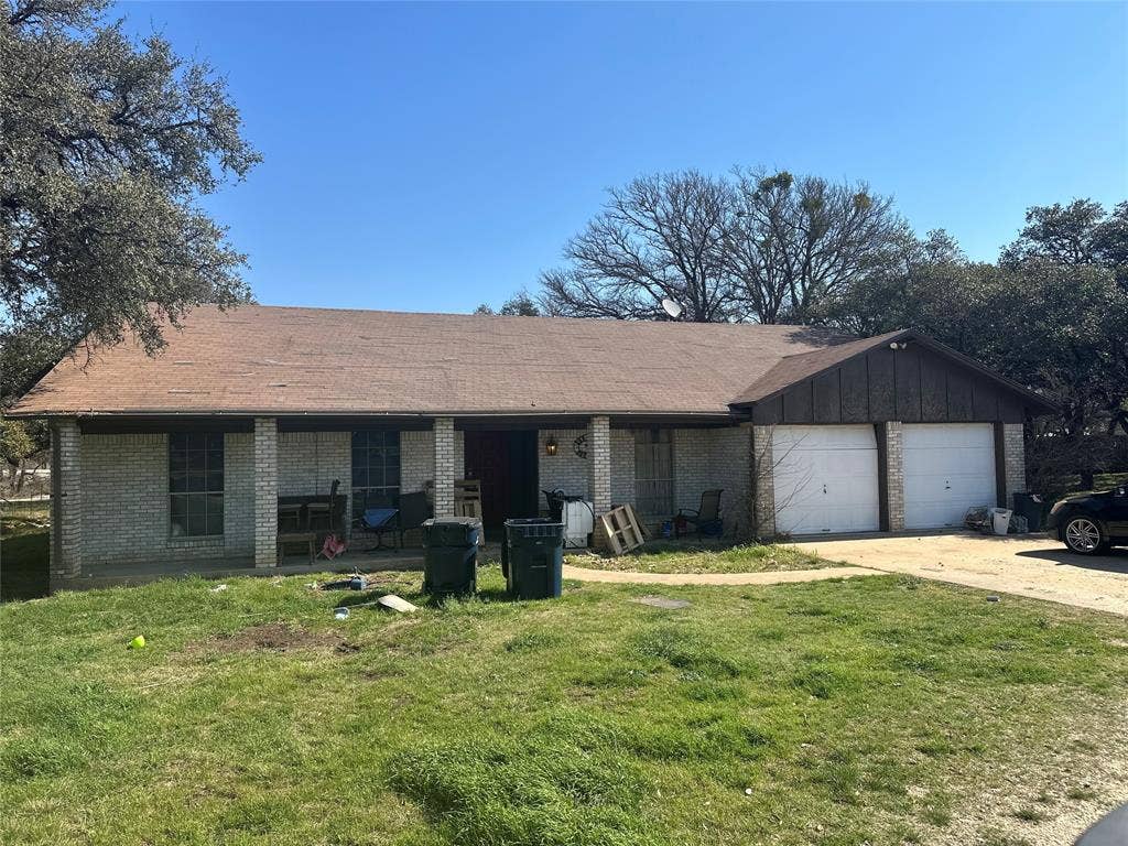 9352 N Highway 183, Florence, TX 76527 9352 N Highway 183, Florence, TX 76527