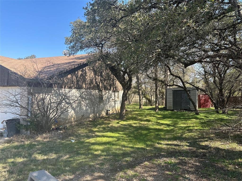 9352 N Highway 183, Florence, TX 76527 9352 N Highway 183, Florence, TX 76527
