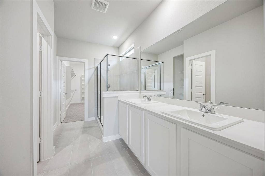 Primary Bathroom in the Willow home plan – REPRESENTATIVE PHOTO
