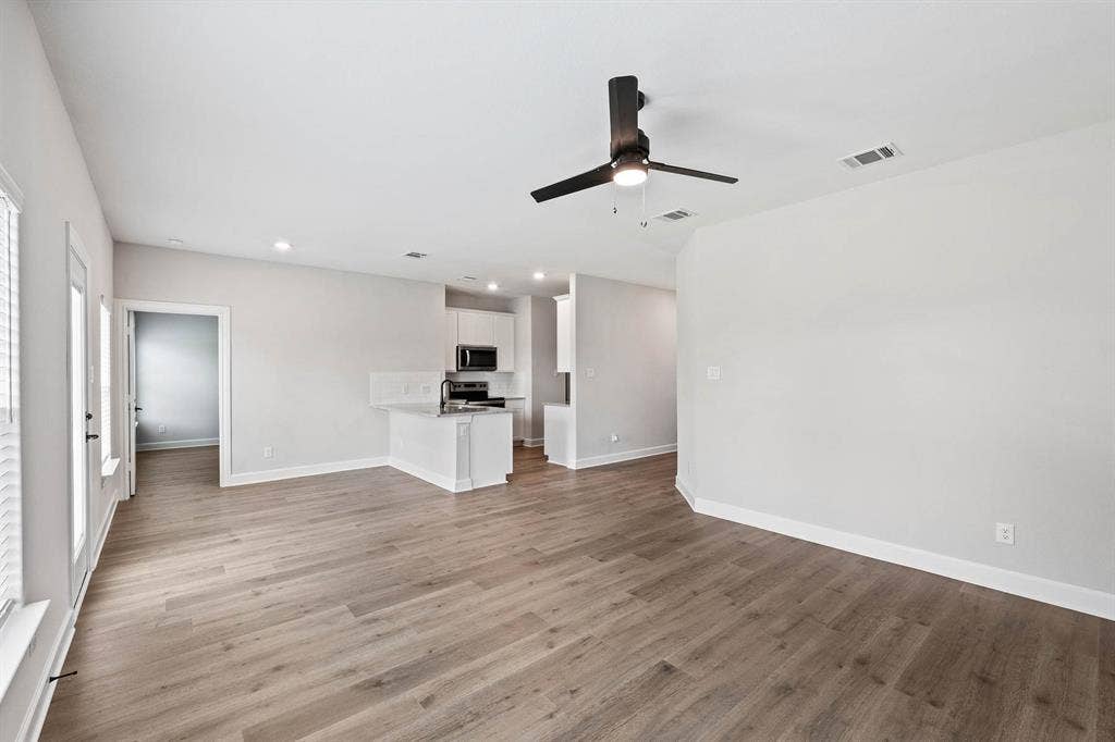 1001 Cedar Street, Hutchins, TX 75141 1001 Cedar Street, Hutchins, TX 75141