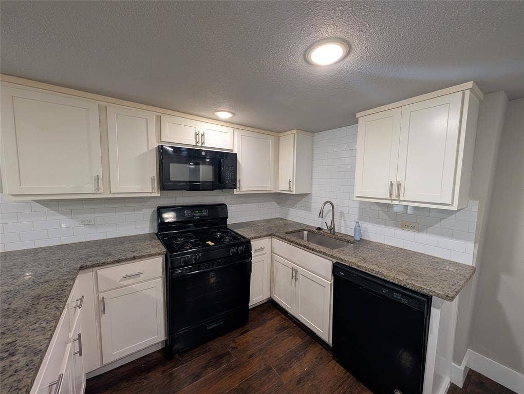 2321 Starks Avenue, Dallas, TX 75215