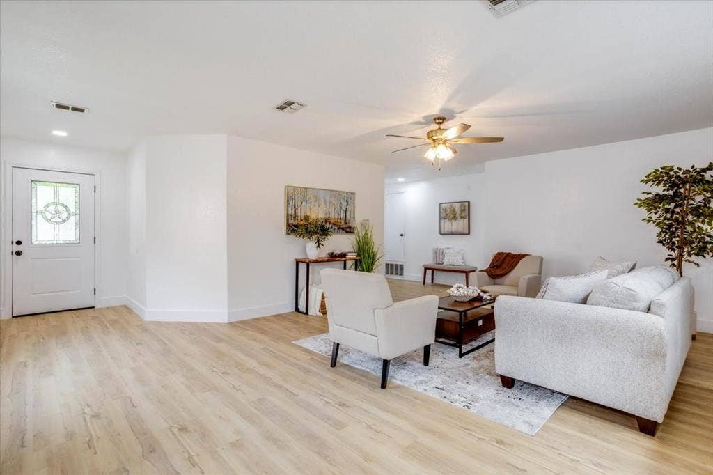 1422 Eastview Drive, Garland, TX 75040