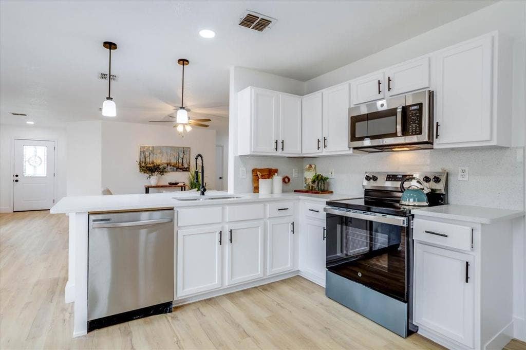 1422 Eastview Drive, Garland, TX 75040