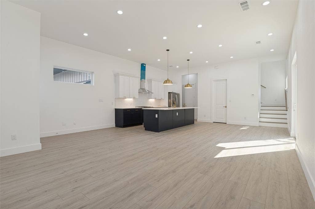 513 N Patton Street, Dallas, TX 75203 513 N Patton Street, Dallas, TX 75203