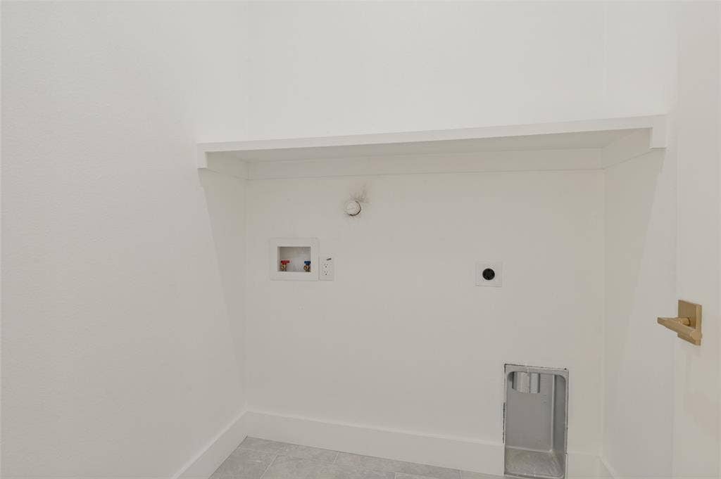 513 N Patton Street, Dallas, TX 75203 513 N Patton Street, Dallas, TX 75203