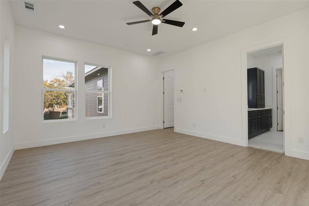 513 N Patton Street, Dallas, TX 75203 513 N Patton Street, Dallas, TX 75203