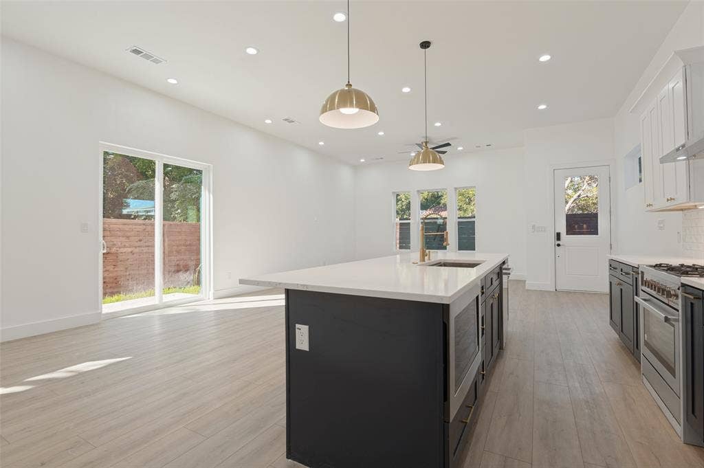 513 N Patton Street, Dallas, TX 75203 513 N Patton Street, Dallas, TX 75203