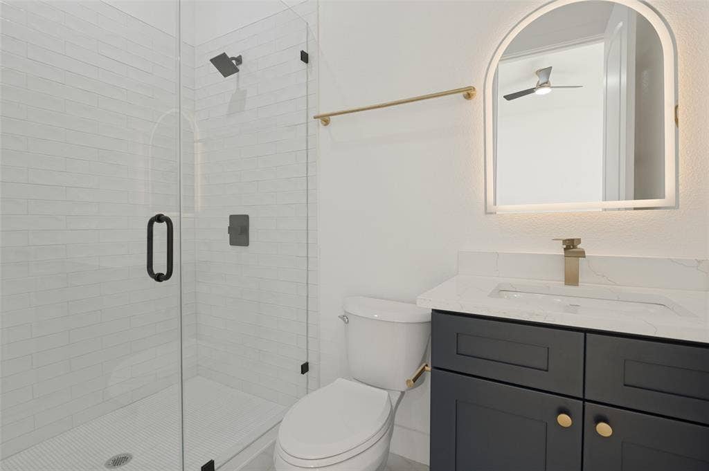 513 N Patton Street, Dallas, TX 75203 513 N Patton Street, Dallas, TX 75203