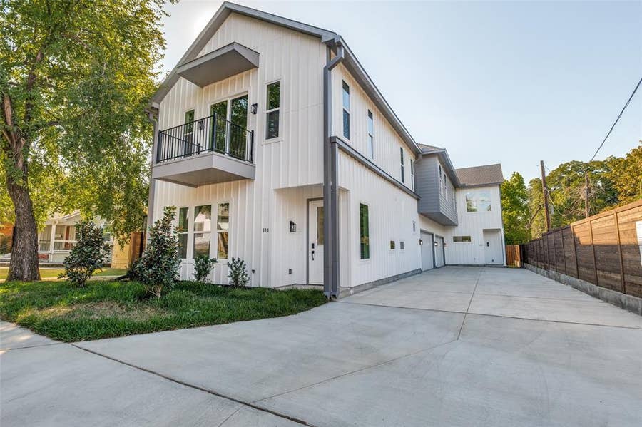 Property photo for 513 N Patton Street, Dallas, TX
