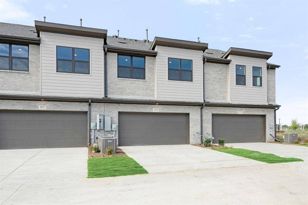 2029 Hillard Mews, Celina, TX 75009