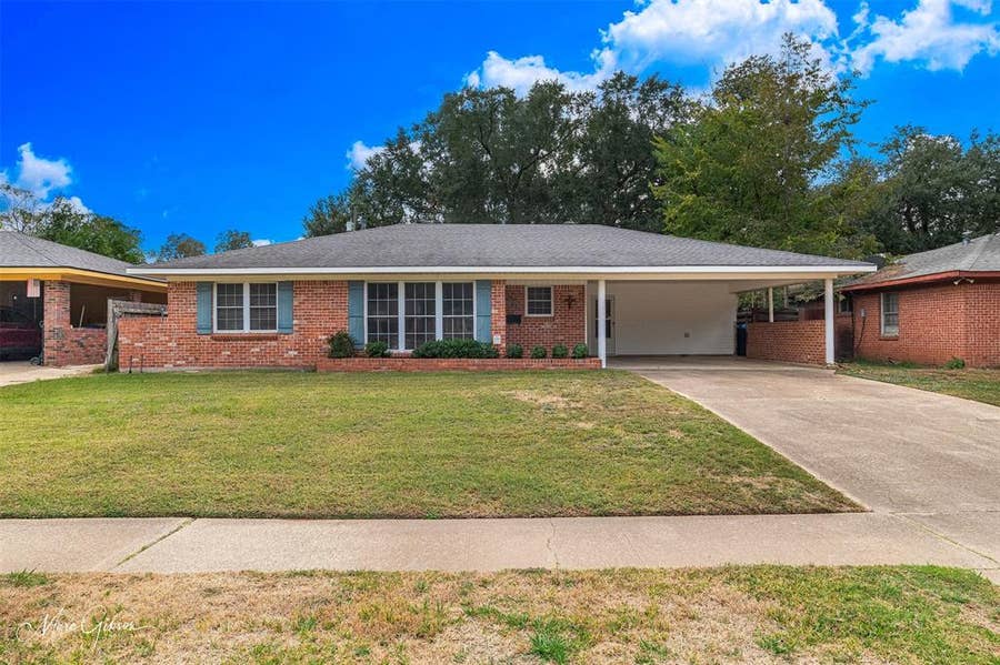Property photo for 505 E Southfield Road, Shreveport, LA