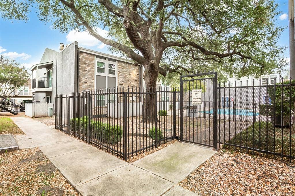 6061 Milton Street, #231, Dallas, TX 75206