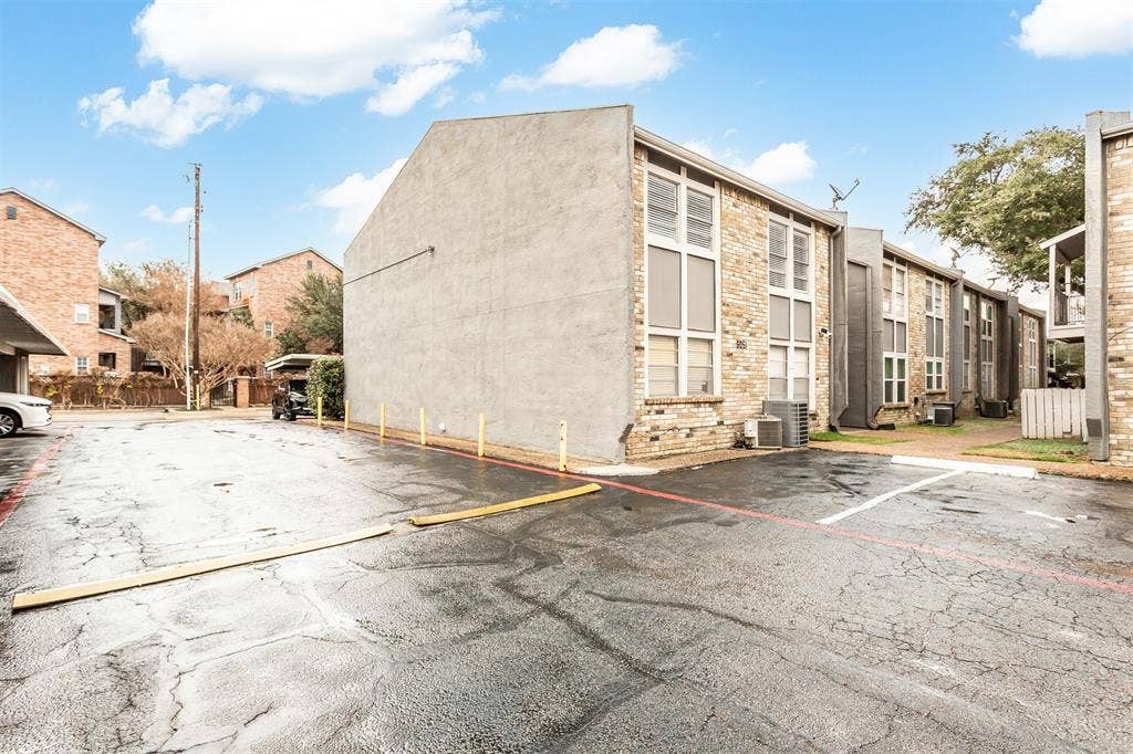 6061 Milton Street, #231, Dallas, TX 75206